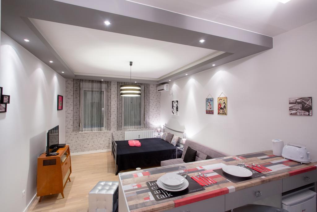 Lea Apartment เบลเกรด ภายนอก รูปภาพ