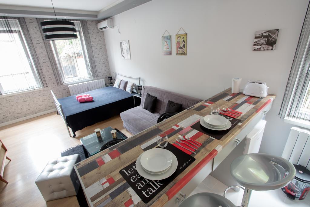 Lea Apartment เบลเกรด ภายนอก รูปภาพ